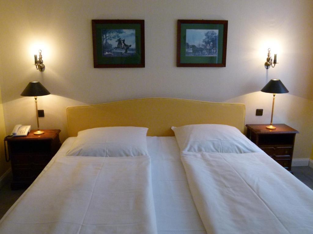 Schoekel'S Hotel Und Restaurant Elze Rom bilde